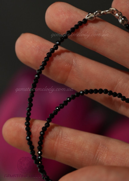 Чокер з чорного турмаліну