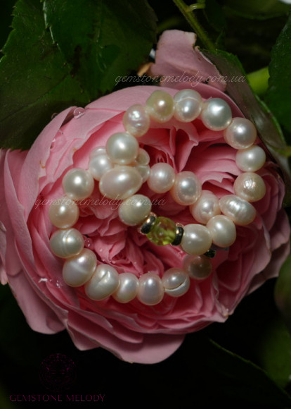 Каблучка з перлин на резинці