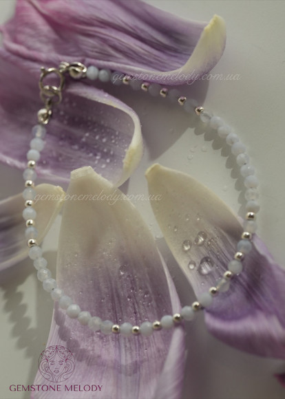 Браслет з халцедону, на замочку 