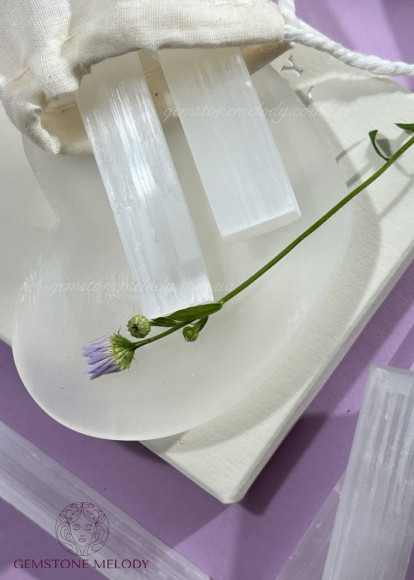 Серце з селеніту