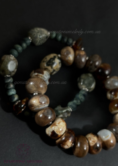 Набір браслетів з яшми та агатів Набір браслетів з яшми та агатів